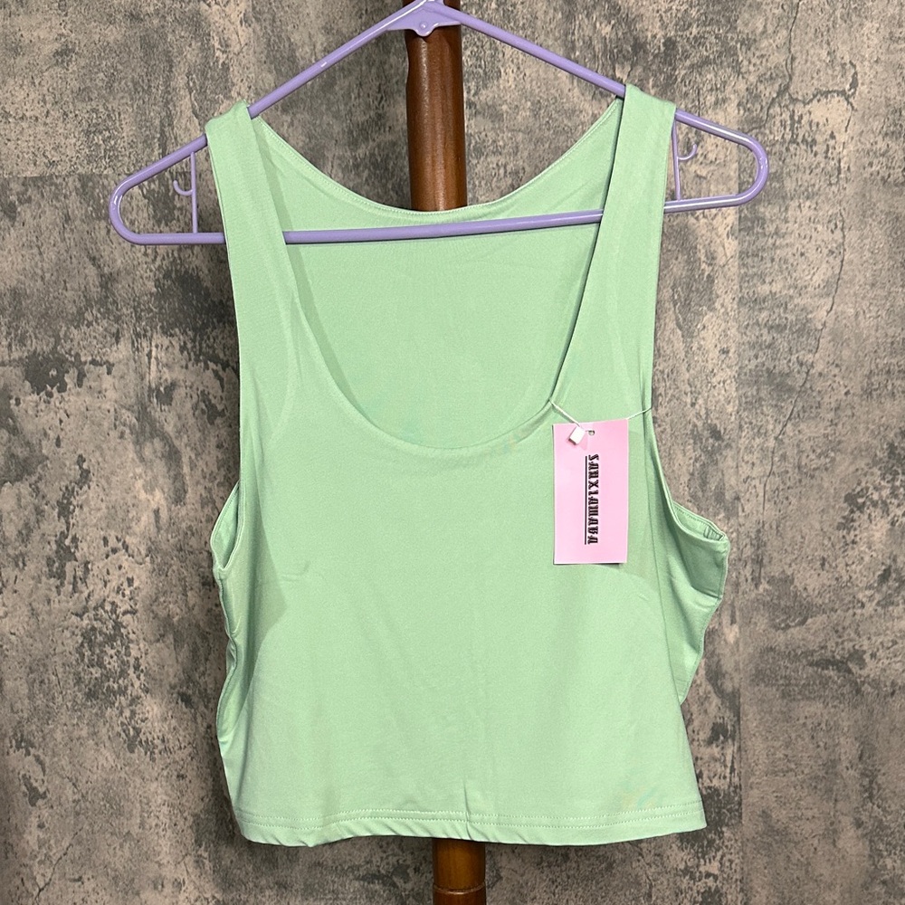 Green Sleeveless Crop Top